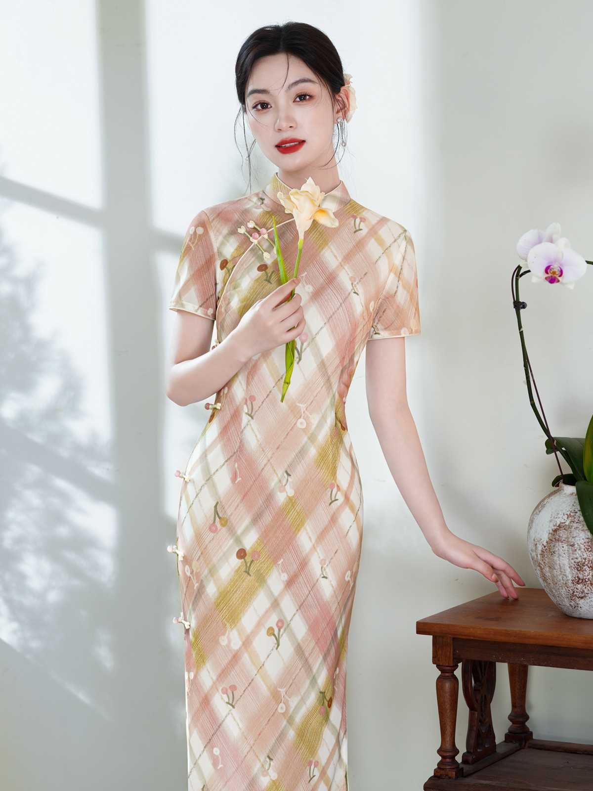 Allie Luxe Mood Qipao Cheongsam