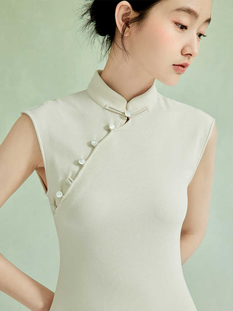 Maeve Elegant Qipao Cheongsam