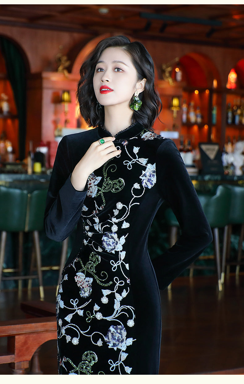 Miley Sweet Mind Embroidery Qipao Cheongsam