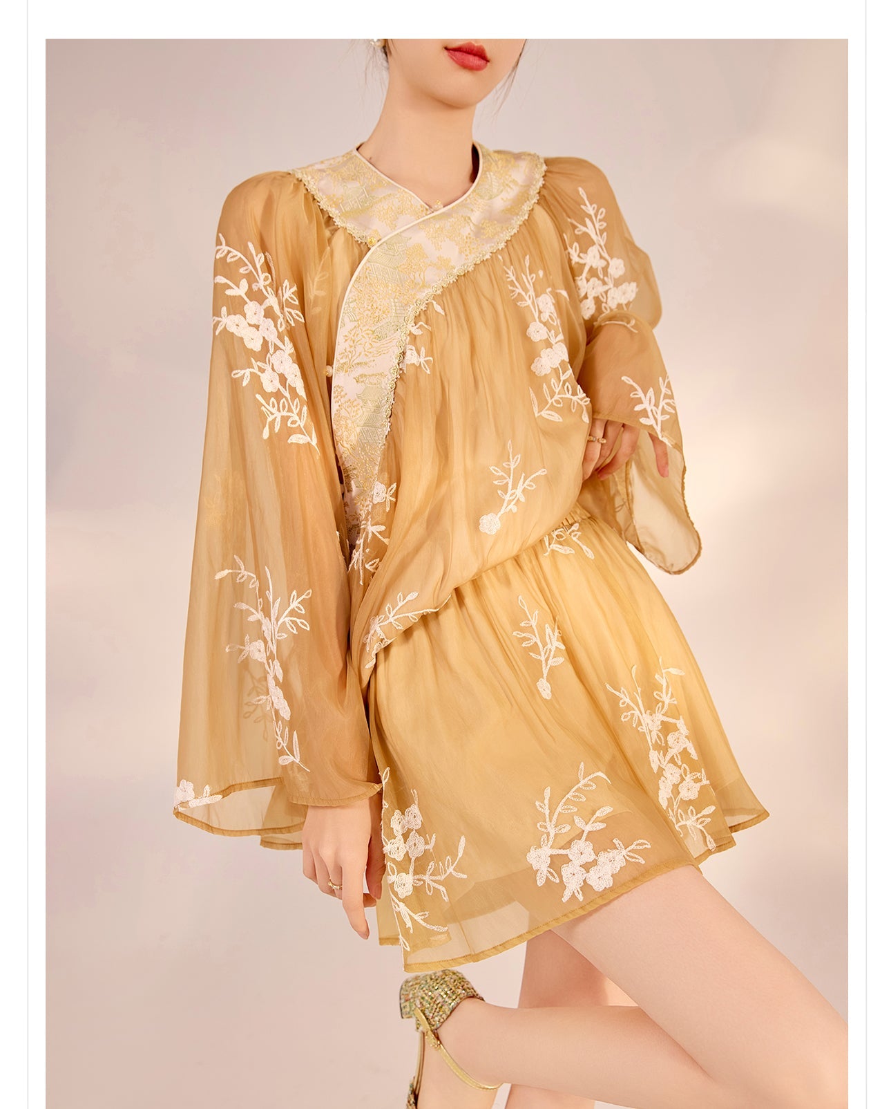 Amina Charming Embroidery Qipao Cheongsam Two Piece