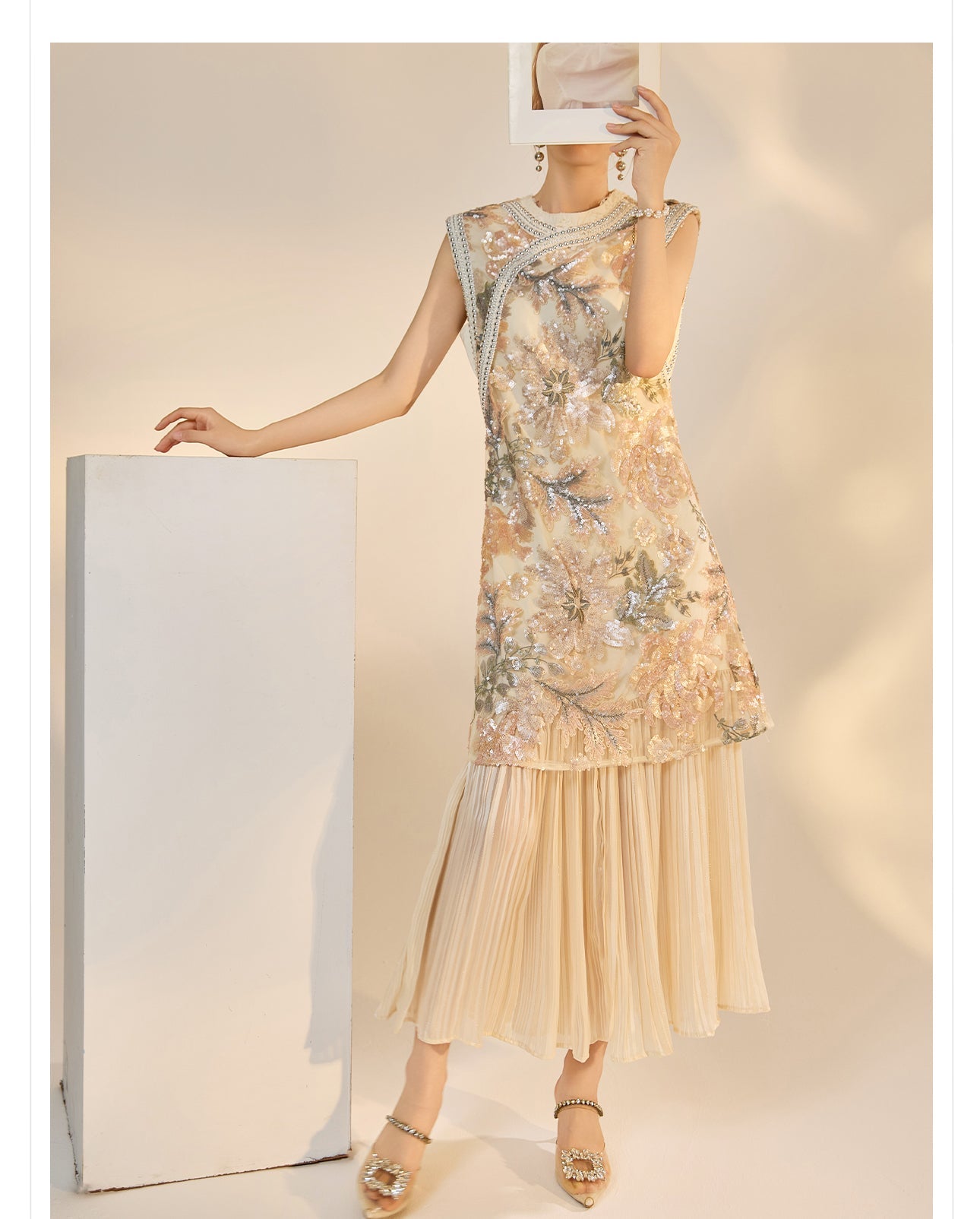 Octavia Captivating Embroidery Qipao Cheongsam