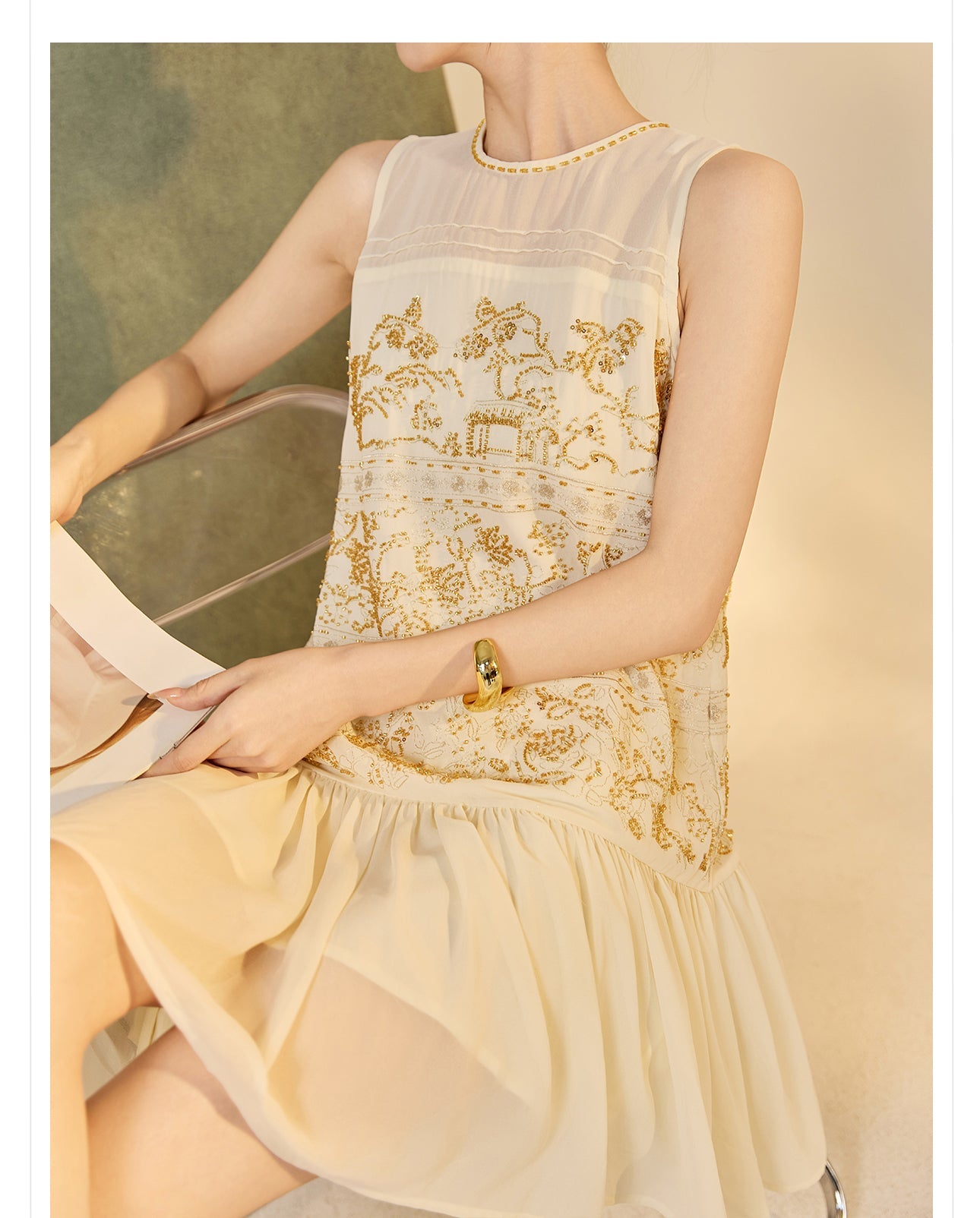 Demi Blooming Embroidery Qipao Cheongsam