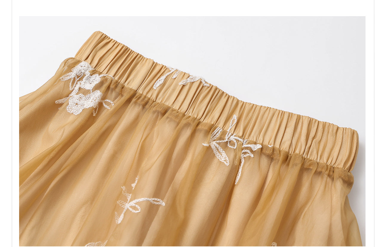 Amina Charming Embroidery Qipao Cheongsam Two Piece