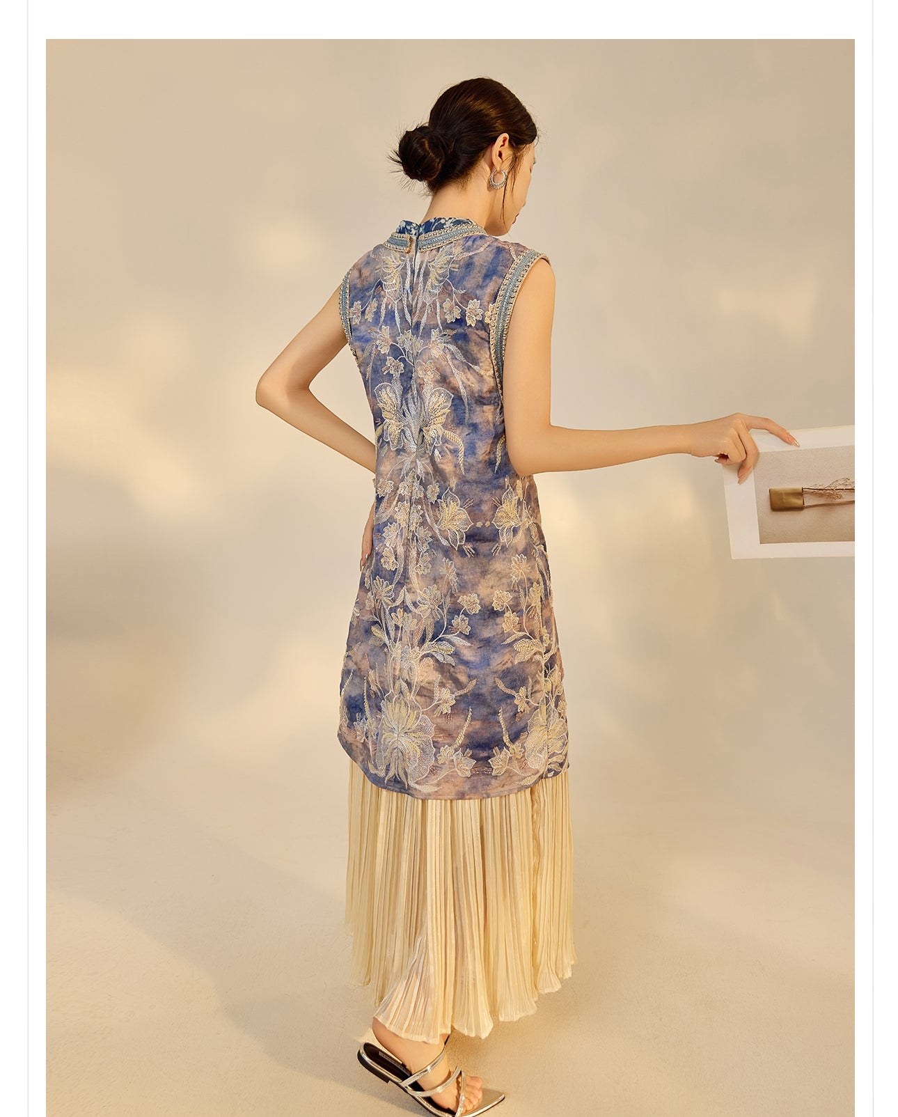 Octavia Captivating Embroidery Qipao Cheongsam
