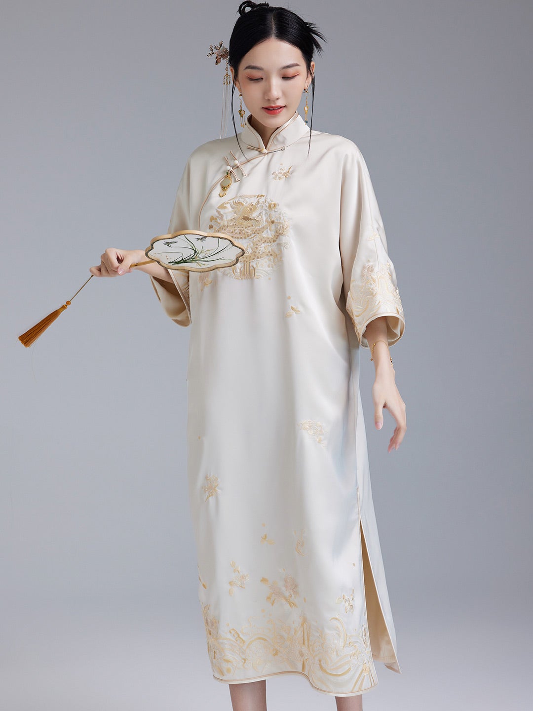 Harleigh Stunning Qipao Cheongsam