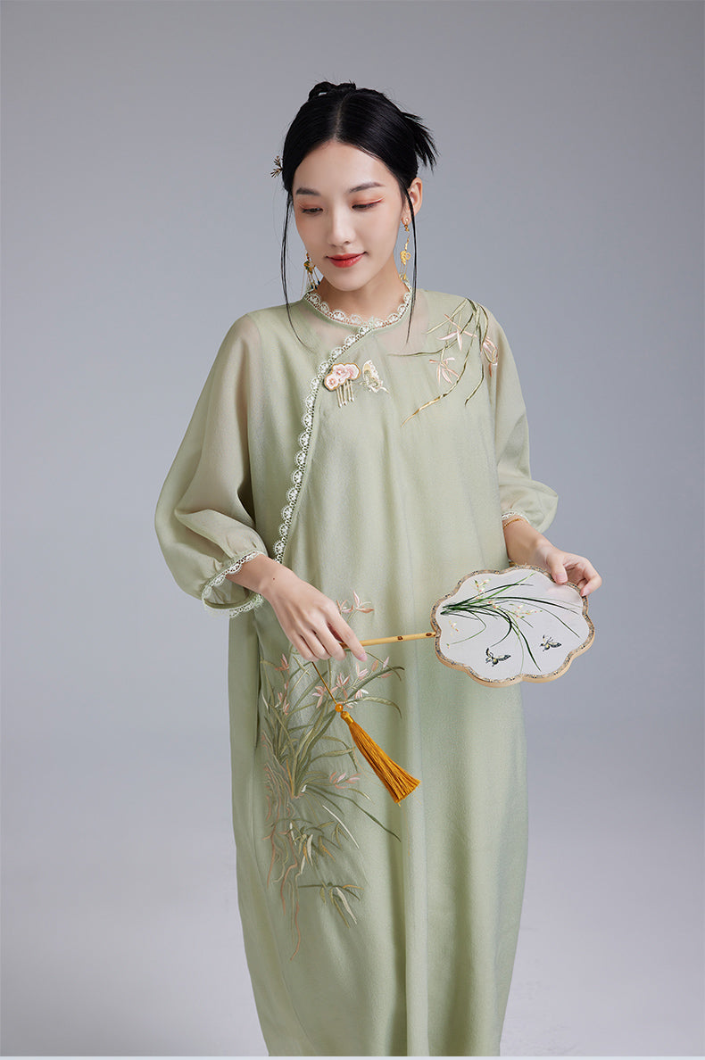 Harlow Delightful Qipao Cheongsam