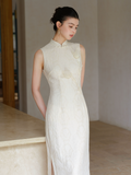 Octave Embossed Apricot Slim-Fit Cheongsam
