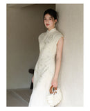 Qing Nectarine Embroidered Mermaid Cheongsam