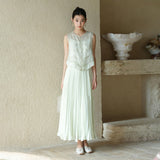 Felicia 2-Piece Silk Embroidered Cheongsam Vest