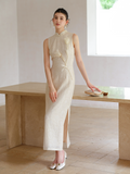 Octave Embossed Apricot Slim-Fit Cheongsam