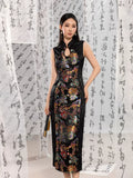 Primula Floral Print Cheongsam Dress - Sleeveless Qipao with Slim Fit
